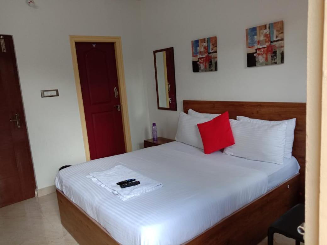 Sk Residency Bed & Breakfast Бангалор Екстериор снимка